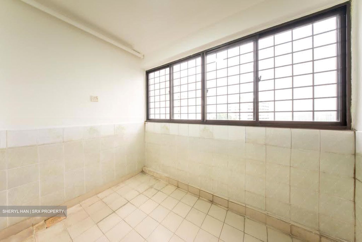 Pine Grove (D21), Condominium #637779411